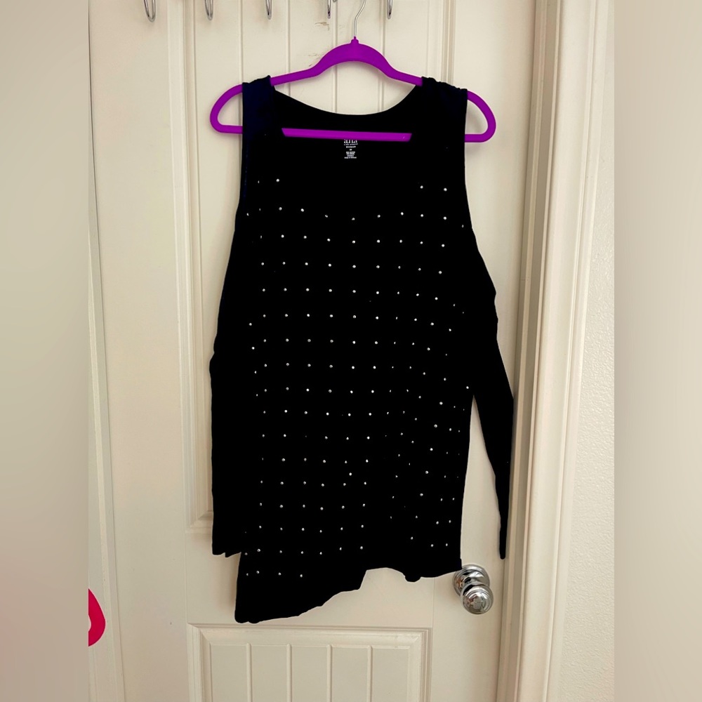 Anna black long sleeved shirt with sparkles.